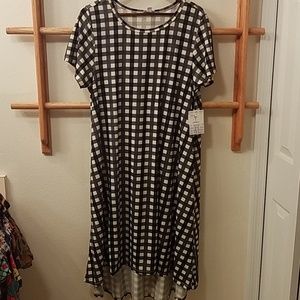 NWT XL Carly